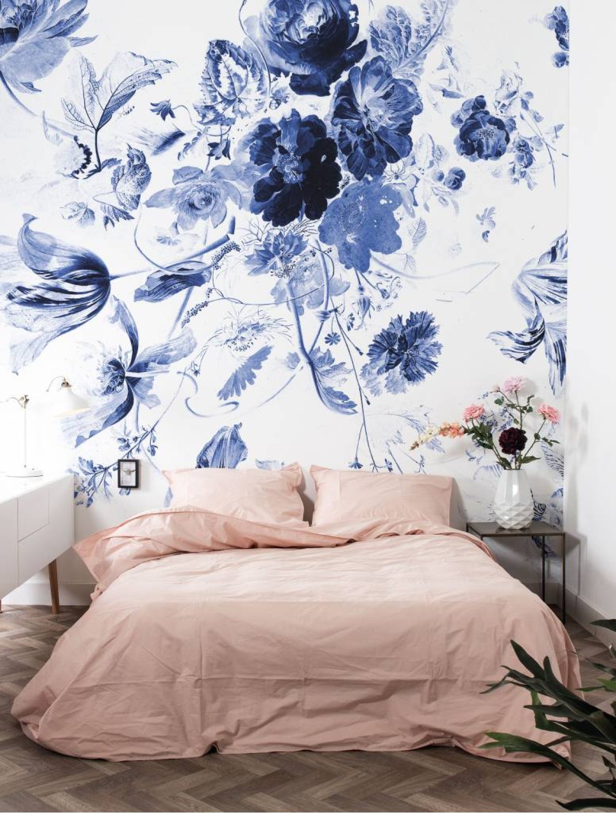 Kek Amsterdam Royal Blue Flowers WP-209
