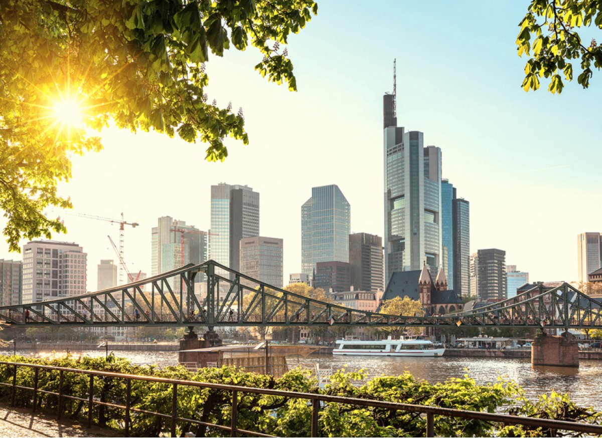 Designwalls DD118690 Frankfurt City
