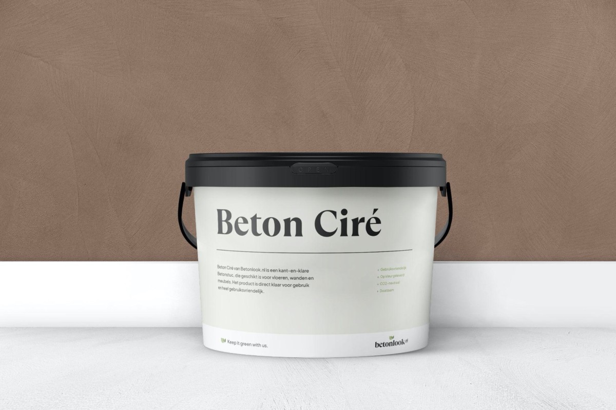Beton Ciré 03 Aarde